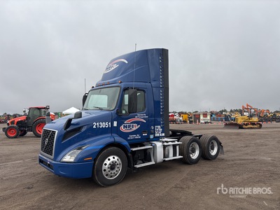 2021 Volvo VNR300 6x4 T/A Day Cab Truck Tractor