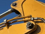 Hydraulics with Auxiliary Hydraulic Plumbing
