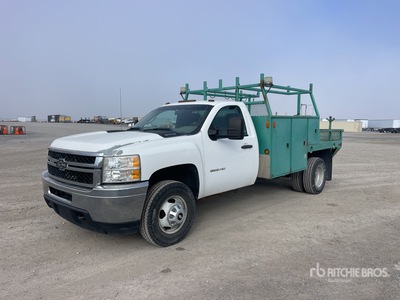 2011 Chevrolet Silverado 3500HD 4x4 Utility Truck