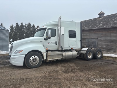 2020 International LT625 6x4 تراكتور شاحنة كابينة النوم (ثنائية المحور)