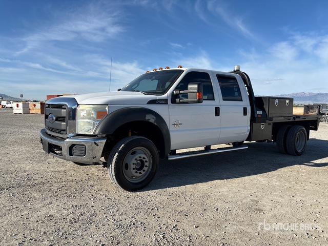 2015 Ford F-550 XL 4x4 Crew Cab Flatbed Truck
