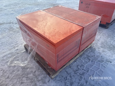 Quantity of (2) ジョブサイト ボックス (Unused)