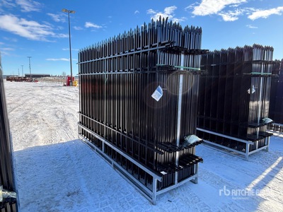 Quantity of (22) 9 ft 6 in x 6 ft 3 in 柵