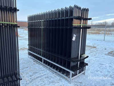 Quantity of 9 ft x 6 ft Fencing