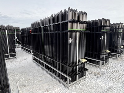 Quantity of (22) 9 ft 6 in x 6 ft 3 in Fencing