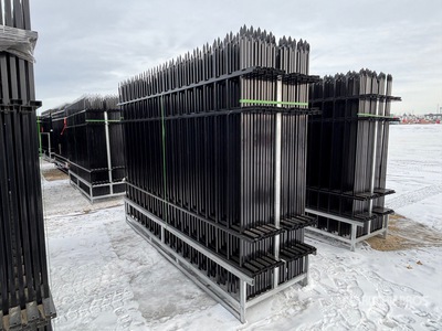 Quantity of (22) 9 ft 6 in x 6 ft 3 in Fencing