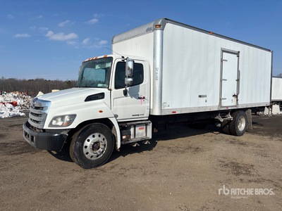 2016 Hino 338 4x2 Kastenwägen