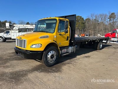 2019 Freightliner M2 106 4x2 Camion à Plateau
