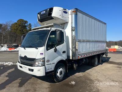 2020 Hino 195 4x2 شاحنة مبردة