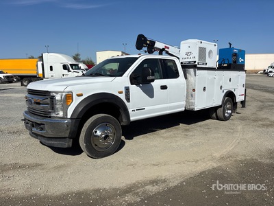 2017 Ford F-550 XL 4x4 Extended Cab Service Truck