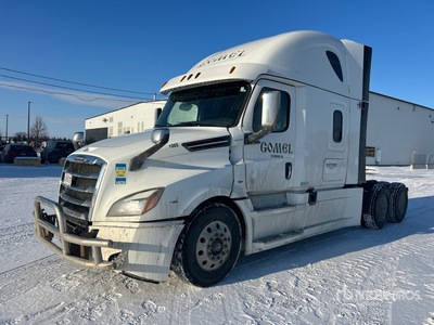 2018 Freightliner Cascadia 126 6x4 T/A Sleeper Truck Tractor