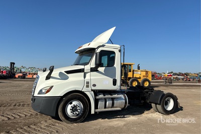 2019 Freightliner Cascadia 126 4x2 تراكتور شاحنة (أحادي المحور)