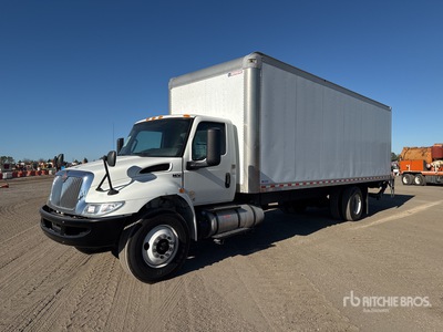 2020 International MV 607 4x2 Moving Van Truck