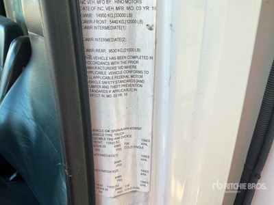 2019 Hino 338 Gekoelde Vrachtwagen