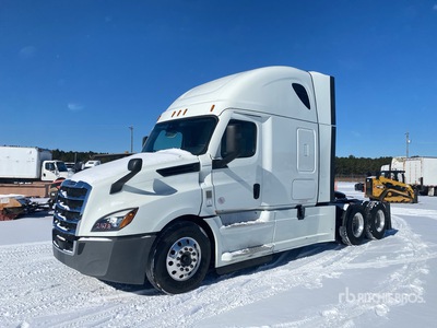 2021 Freightliner Cascadia 126 6x4 T/A Sleeper Truck Tractor