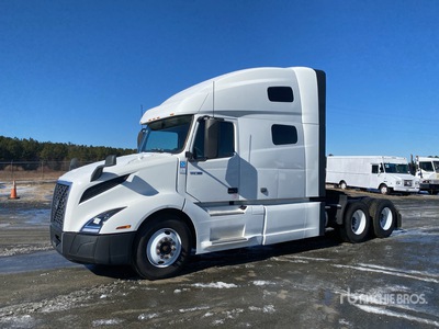 2019 Volvo VLN670 6x4 T/A Sleeper Truck Tractor