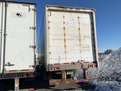 2016 Utility 53 ft x 102 in Sliding T/A Refrigerated Trailer