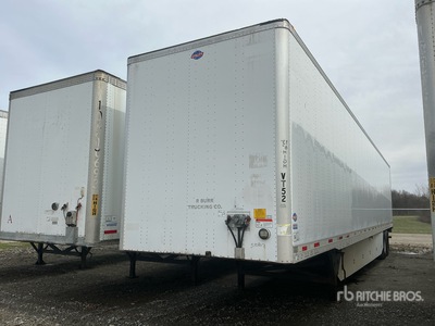2014 Utility VS2DX 53 ft x 102 in T/A Van Trailer