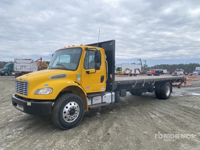 2020 Freightliner M2 106 4x2 Camion à Plateau