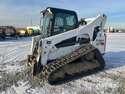 2018 Bobcat T870 Two-Speed を見 Compact Track Loader