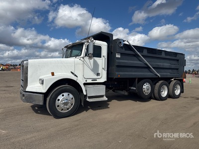 2008 Freightliner FLD 120 8x4 شاحنة قلابة /ثلاثة محاور