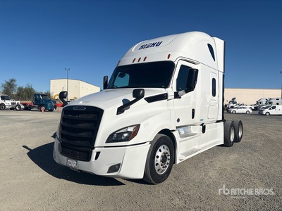 2019 Freightliner Cascadia 126 6x4 T/A Sleeper Truck Tractor