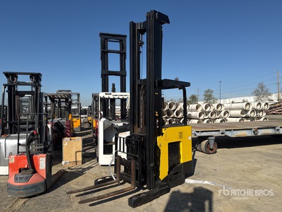 2017 Hyster N35ZDR2-18.5 3500 lb Reach Truck