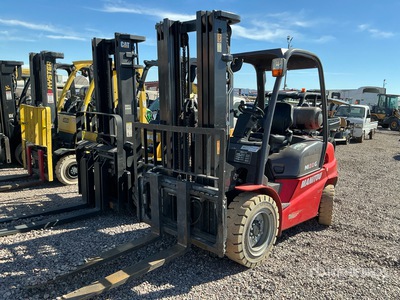 Manitou MI30G 6613 lb Heftruck