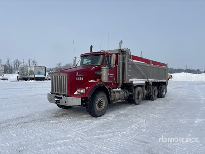 2012 Kenworth T800 8x4 Tri/A Dump Truck