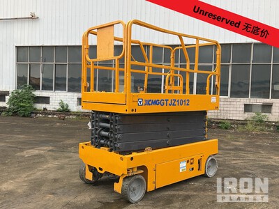 2018 XCMG GTJZ1012 Electric Scissor Lift