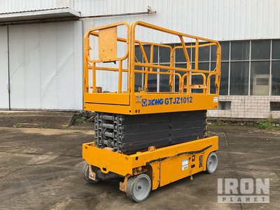 2018 XCMG GTJZ1012 Electric Scissor Lift