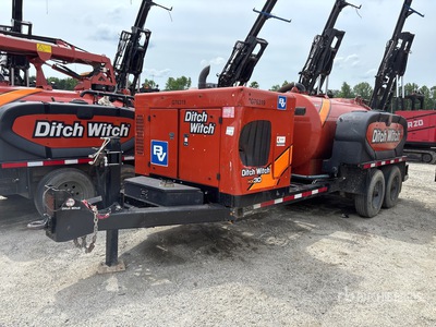2022 Ditch Witch HX30 800 gal T/A Vacuum Excavation Unit