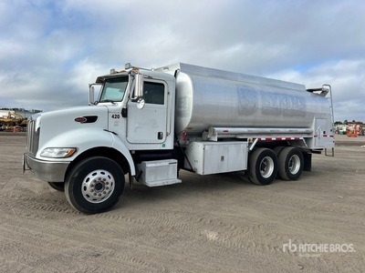 2005 Peterbilt 335 4225 gal 6x4 Fuel Truck