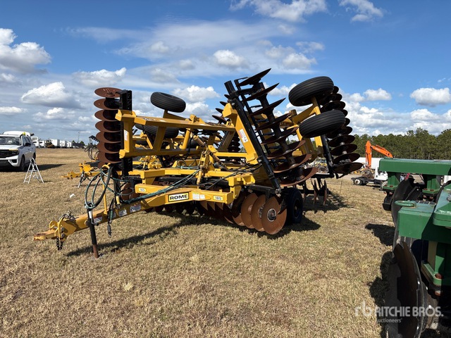 2022 Rome 185-966 25 ft 2 in Tandem Disc Harrow