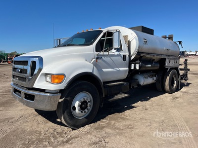 Etnyre Centennial II on 2013 Ford F-750 XL 4x2 Asphalt Distributor Truck