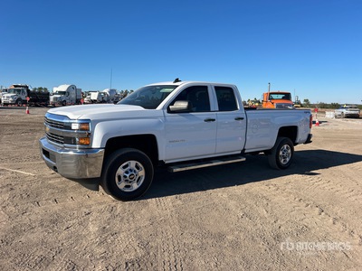 2017 Chevrolet Silverado 2500HD 4x4 Crew Cab Pickup