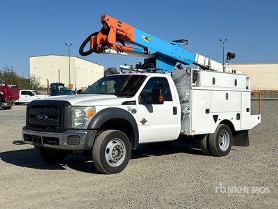 2015 Altec AT37G 37 ft on 2015 Ford F-550 XL 4x4 Bucket Truck