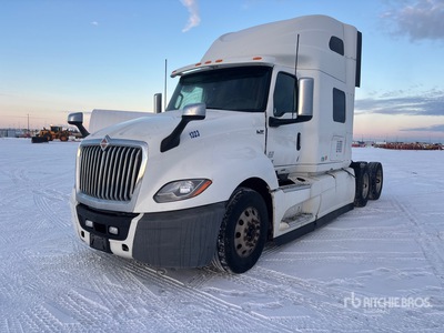 2023 International LT625 6x4 T/A Sleeper Truck Tractor