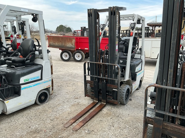 2022 UniCarriers CF30 2750 lb Cushion Tire Forklift