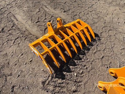 2026 GIYI 38 in Excavator Rake - Fits Cat 303 (Unused)