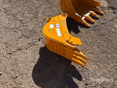 2026 GIYI GY-BK 12 in Excavator Bucket - Fits Cat 305 (Unused)
