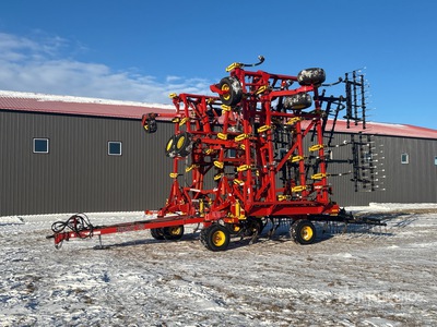 2017 Bourgault 9500 70 ft Cultivator