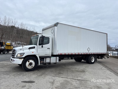 2017 Hino 268 4x2 Furgonetka