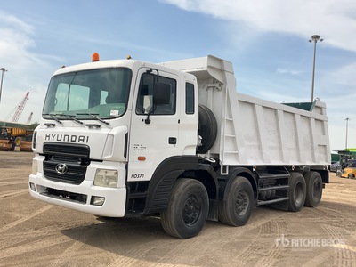 2014 Hyundai HD370 8x4 Twin-Steer Camion à benne basculante Tridem