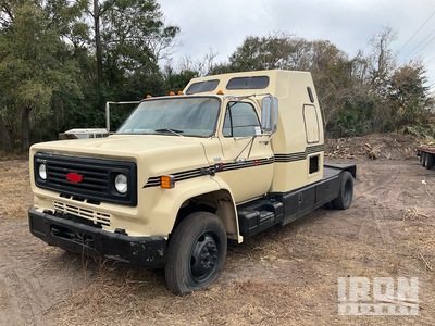 1988 Chevrolet C70 4x2 Sleeper Versatile Hauler Truck