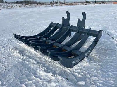 2025 SEC 72 in Q/C Excavator Rake - Fits Hitachi ZX330 (Unused)