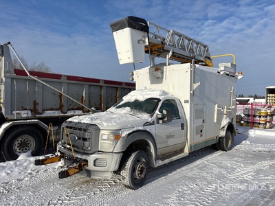2013 Robert Hydraulique INC Rh41 30 ft on 2013 Ford F-550 XL 4x2 Van Mounted Aerial Lift