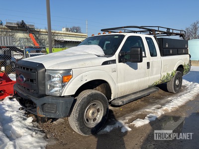 2016 Ford F-350 XL 4x4 Extended Cab Pickup