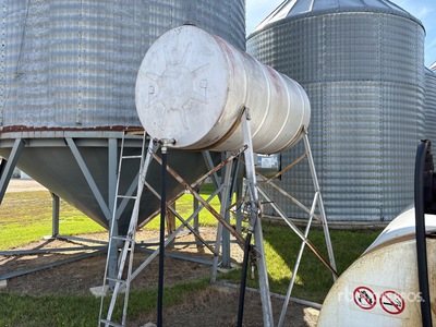 300 gal Gasoline タンク