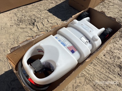 2025 AM Tank AM-TANK 29 29 gal Portable Poly Réservoir  (Unused)
